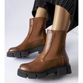 Stivaletti Chelsea slip-on alti marroni di Marausa marrone 1
