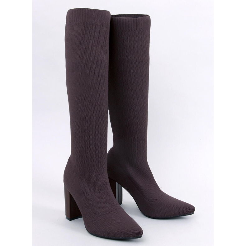 Stivali Elisha Brown elasticizzati con tacco alto marrone 1