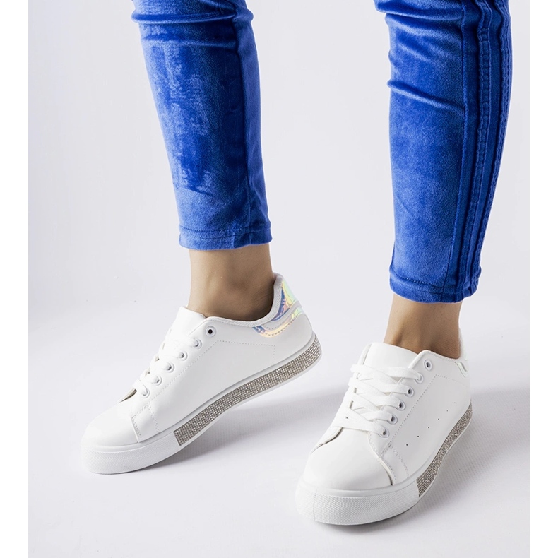 Sneakers classiche bianche con strass Dina bianco 1