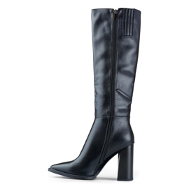 Stivali neri al ginocchio da donna realizzati in ecopelle nero 1