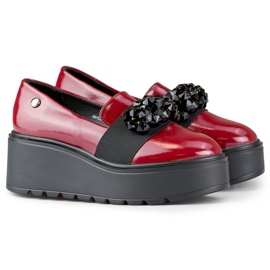 Scarpe da donna in vernice rossa su piattaforma rosso 1