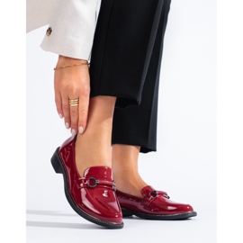Mocassini da donna in vernice bordeaux di Shelovet rosso 2