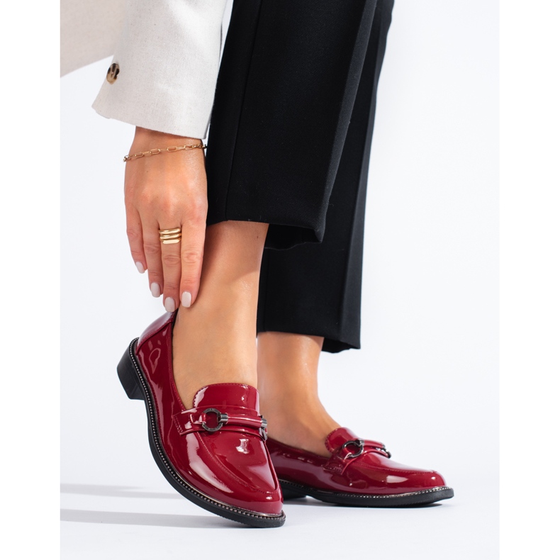 Mocassini da donna in vernice bordeaux di Shelovet rosso 2