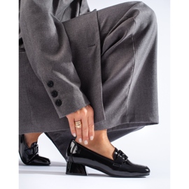 Scarpe con tacco alto da donna in vernice Vinceza nero 1