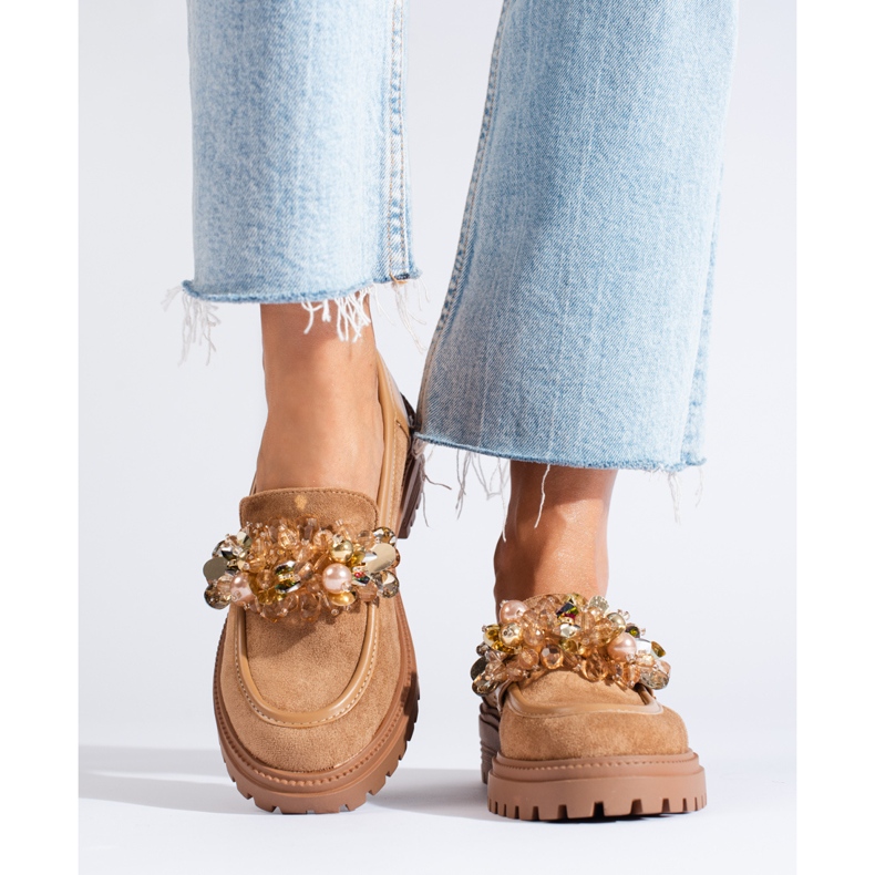 Mocassini da donna in camoscio beige di Shelovet 1