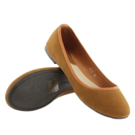 Ballerine con finiture cammello A310 marrone 2