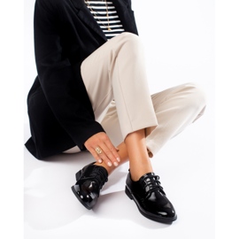 Oxford stringate Shelovet in vernice nera nero 1