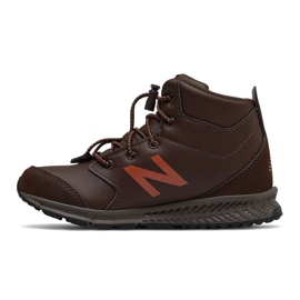 Scarpe New Balance YT800CB2 marrone 1
