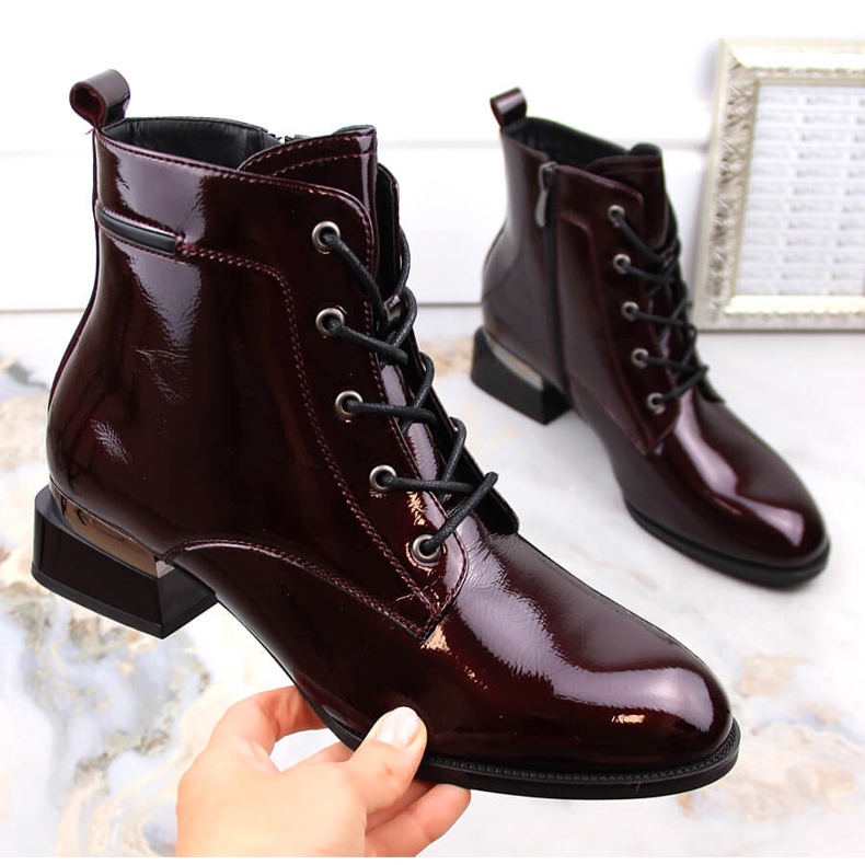Stivali da donna in vernice, isolanti, con tacco alto bordeaux Vinceza 58158 rosso 1