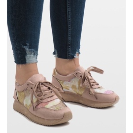 Sneakers sportive rosa con zeppa T025 1