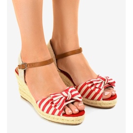 Sandali rossi con zeppa e fiocco W032 rosso 1