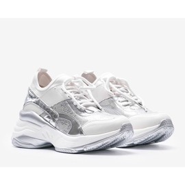 Sneakers bianche e argento su una spessa suola Lea bianco 2