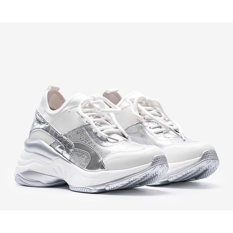 Sneakers bianche e argento su una spessa suola Lea bianco 2