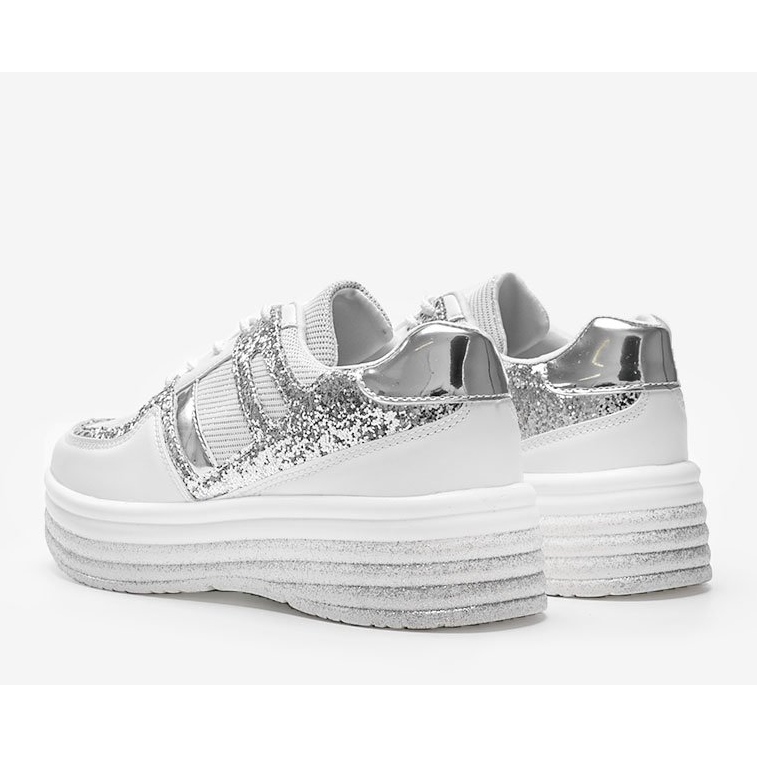 Sneakers bianche in broccato su una spessa suola Laurel bianca 1