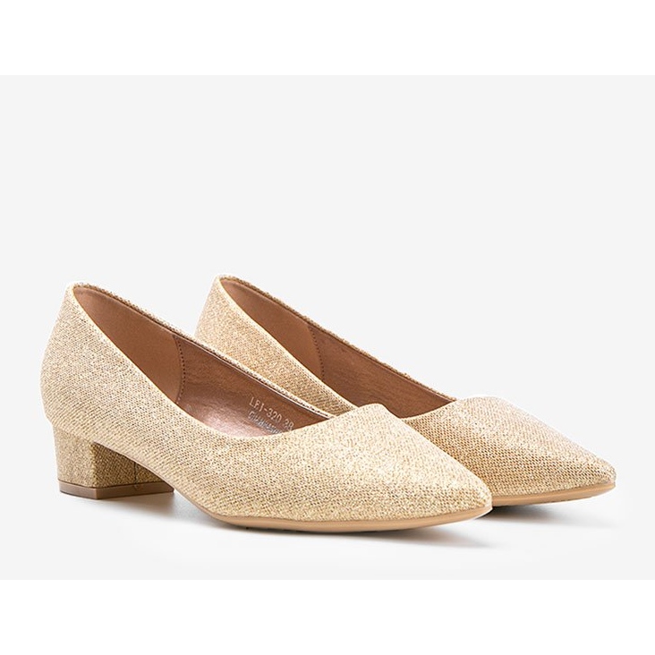 Décolleté beige lucenti su blocco Kennedy 1