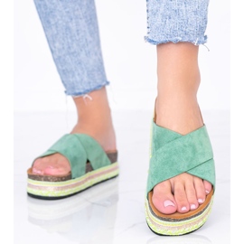 Pantofole verdi con suola decorativa Riri verde 1