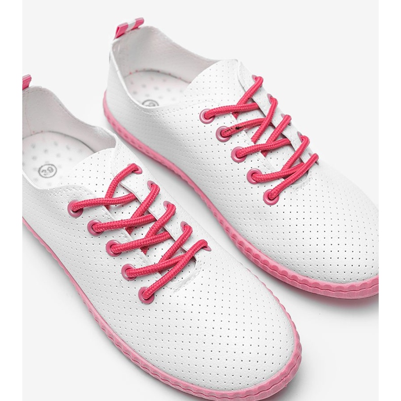 BM Lasciami traforare sneakers bianche e rosa bianca 1