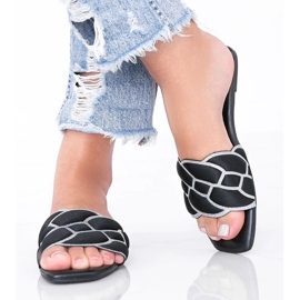 Pantofole nere con tomaia decorativa Stormi nero 1
