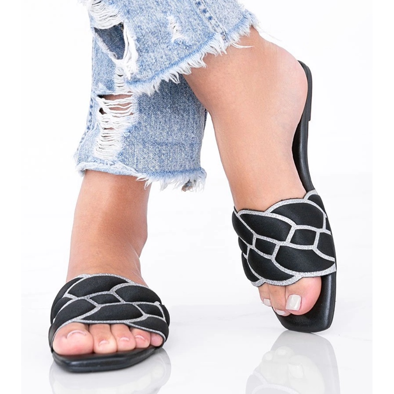 Pantofole nere con tomaia decorativa Stormi nero 1