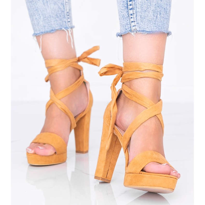 Sandali allacciati Ginny cammello marrone 1