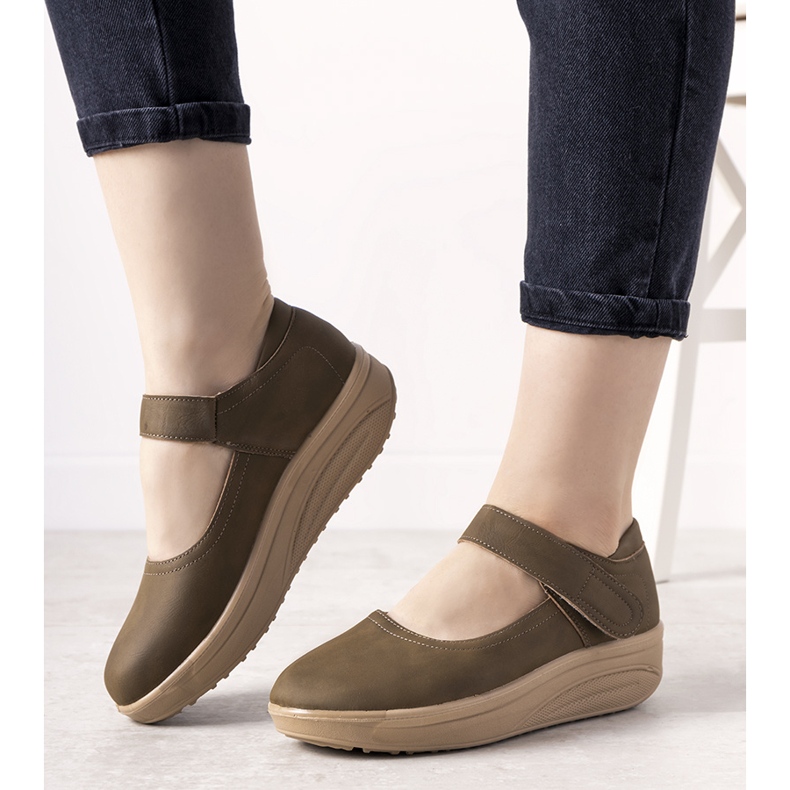 Scarpe marroni su una spessa suola Lumen marrone 1