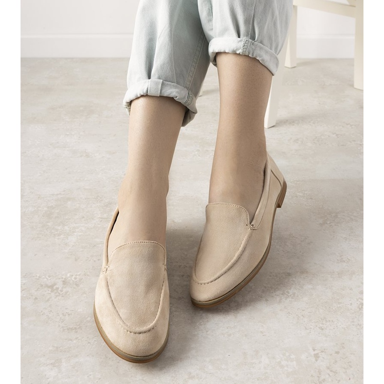 Mocassini Downtown beige con tacco piatto 1