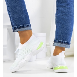 Scarpe da ginnastica sportive bianche e verdi bianca 1