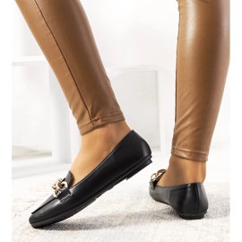 Mocassini neri con catena Tillison nero 1