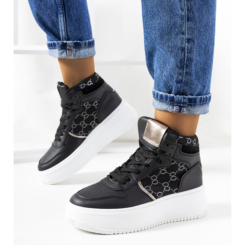 Sneakers nere sulla piattaforma Dennis nero 1