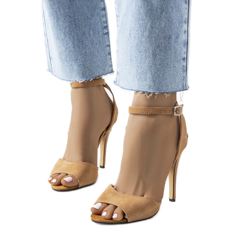 Décolleté beige aperte su tacco Luigina 1