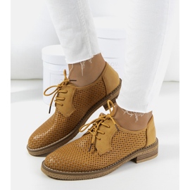 Scarpa oxford traforata marrone Ortensia 1