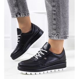 Sneakers nere traforate di Assels nero 1