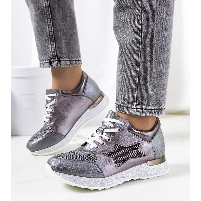Sneakers grigie metallizzate di Torres grigio 1