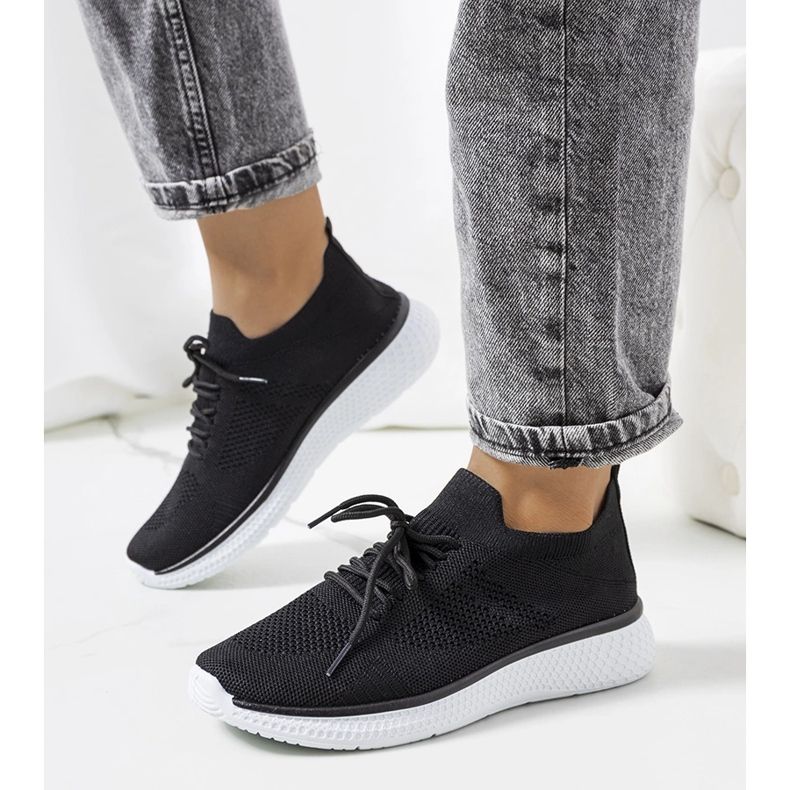 Le sneakers sportive nere di Michael nero 1