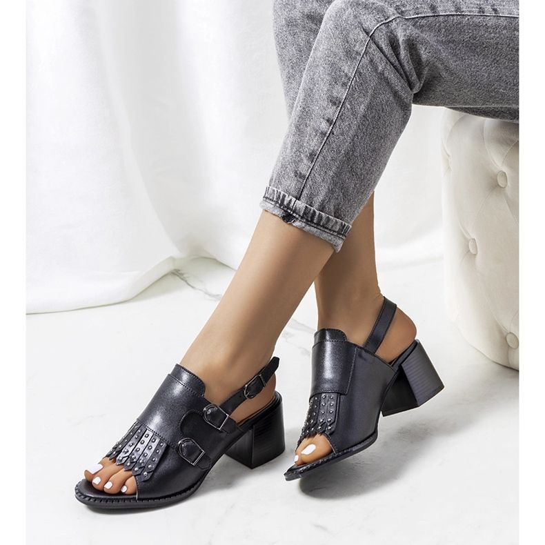 Sandali in pelle nera con gambo Zand nero 1