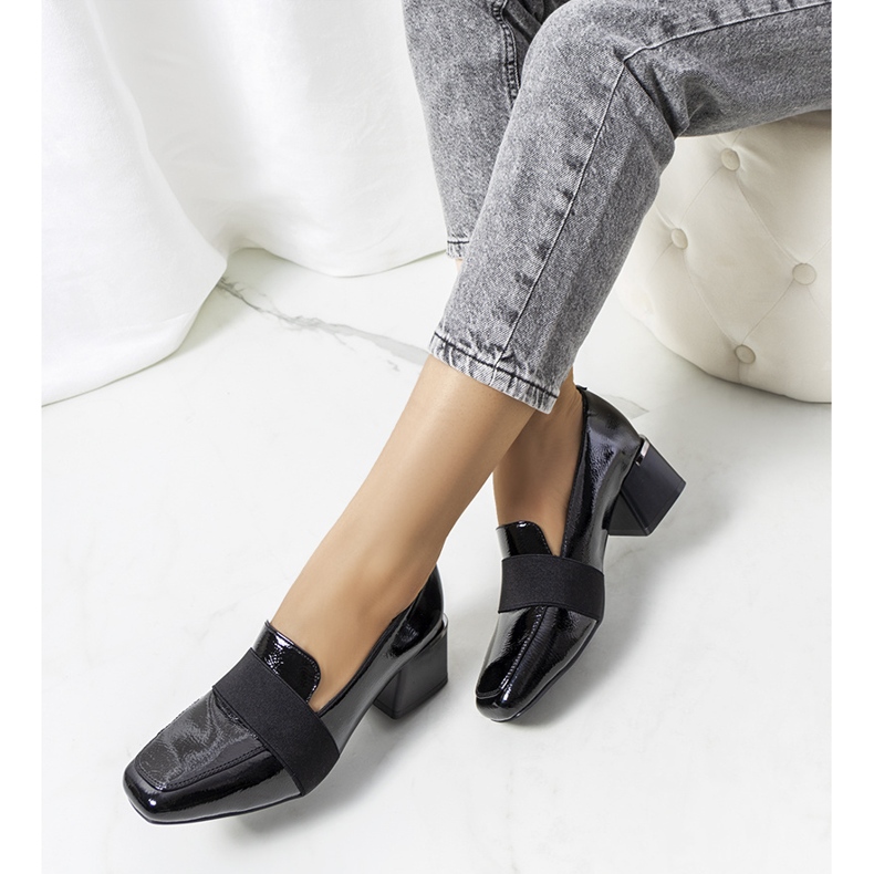Scarpe laccate nere sul palo Tammy nero 1