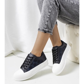 Sneakers nere sulla piattaforma Birkett nero 1