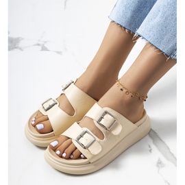 Ciabatte beige con fibbie Ageston 1