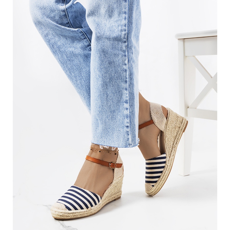 Espadrillas blu navy sulla zeppa Garvan beige 1