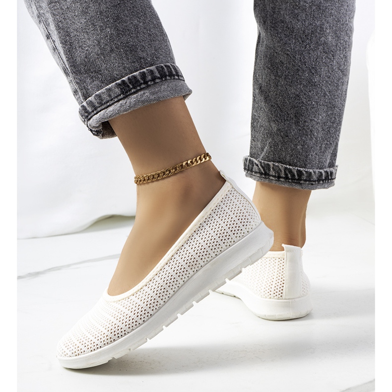 Sneakers Ilse beige traforate écru 1