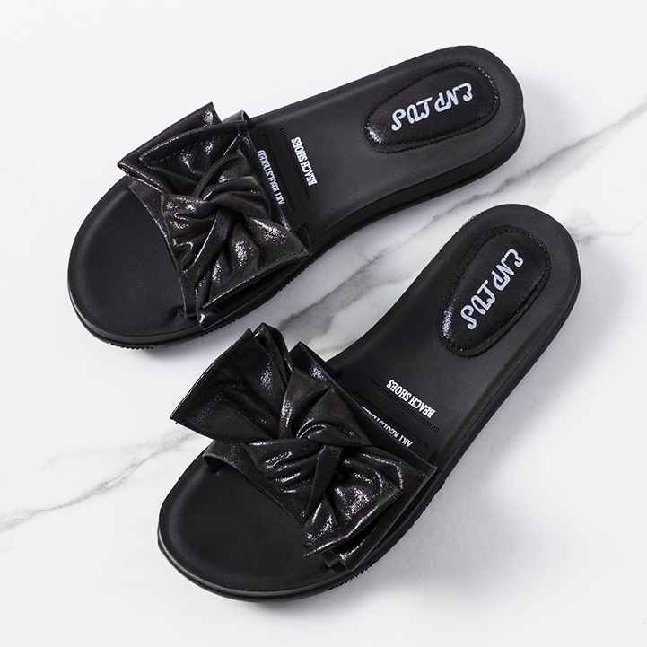 BM Ciabatte nere con fiocco lucido Sora nero 1