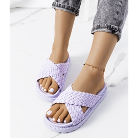 Ciabatte viola sulla piattaforma Bierings 1