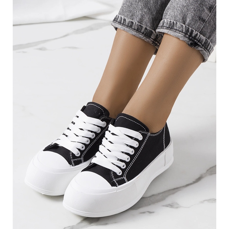 Sneakers nere sulla piattaforma Louisal nero 1