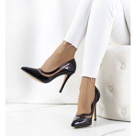 Tacco laccato nero di Conforti 1