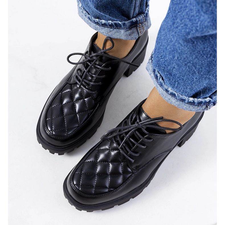 Scarpe nere con tacco di Landra nero 1