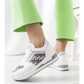 Sneakers bianche di Aloisia bianca 1