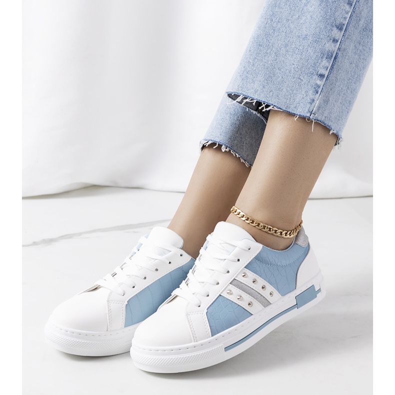 Sneakers blu con borchie Luus bianco 1