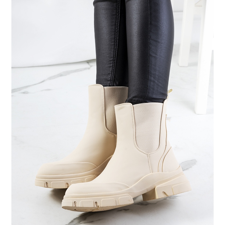 PA1 Stivali beige Carlos 2