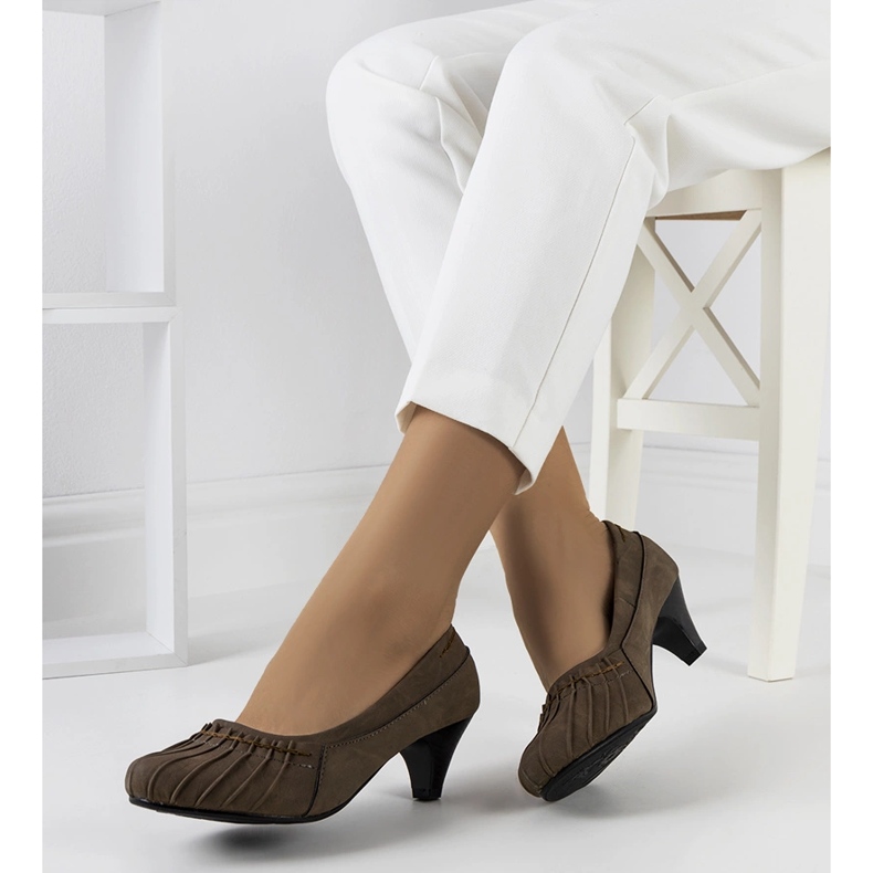 Décolleté marroni arricciati di Santro marrone 1