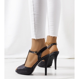 BM Sandali neri su tacco Soler nero 1